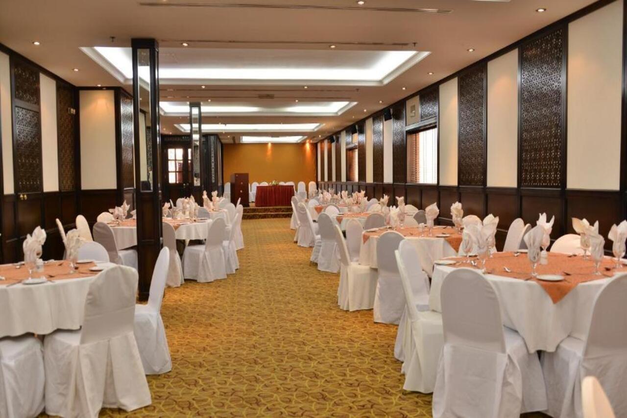 Rolla Suites Hotel -Former J5 Bur Dubai Hotel Exterior photo