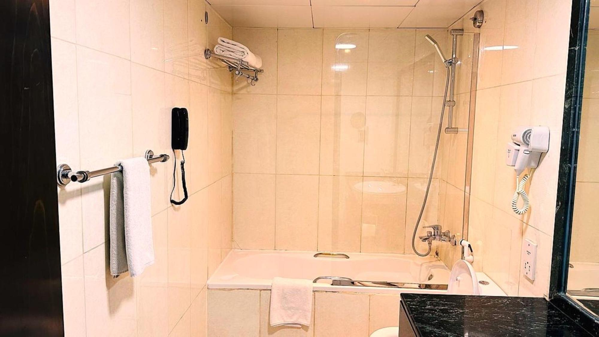 Rolla Suites Hotel -Former J5 Bur Dubai Hotel Exterior photo